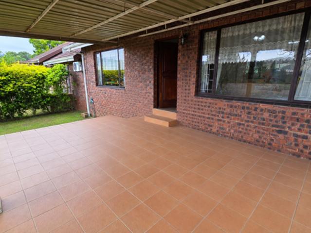 2 Bedroom Townhouse in Prestbury