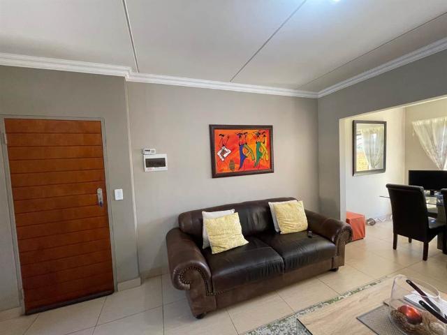 2 Bedroom Townhouse in Pretoria West