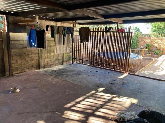 2 Bedroom Townhouse in Rustenburg Central