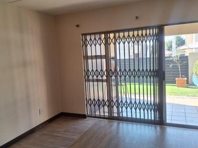 2 Bedroom Townhouse in Rynfield AH