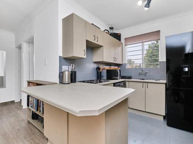 2 Bedroom Townhouse in Radiokop