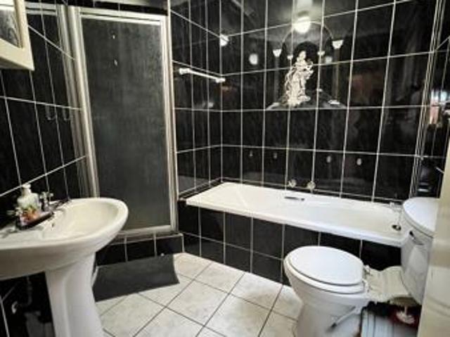 2 Bedroom Townhouse in Radiokop