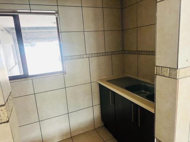 2 Bedroom Townhouse in Randfontein Central