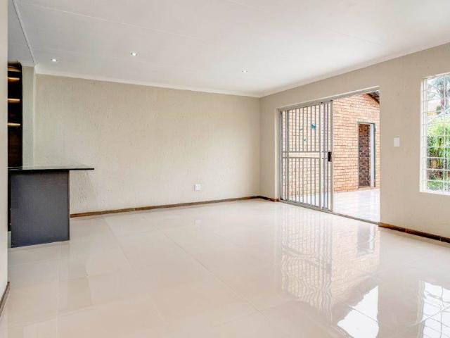 2 Bedroom Townhouse in Randpark Ridge