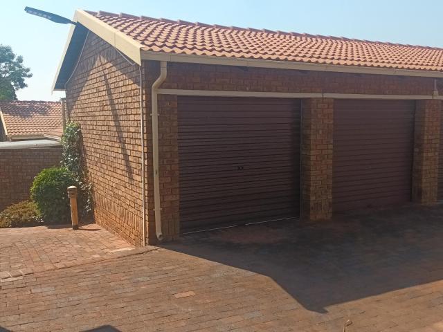 2 Bedroom Townhouse in Rangeview