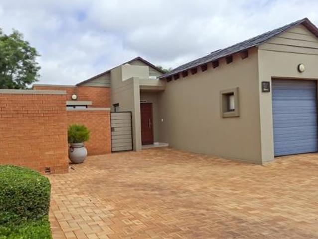 2 Bedroom Townhouse in Retire at Midstream