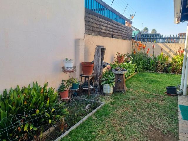 2 Bedroom Townhouse in Reyno Ridge