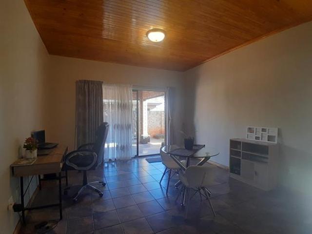 2 Bedroom Townhouse in Rhodesdene