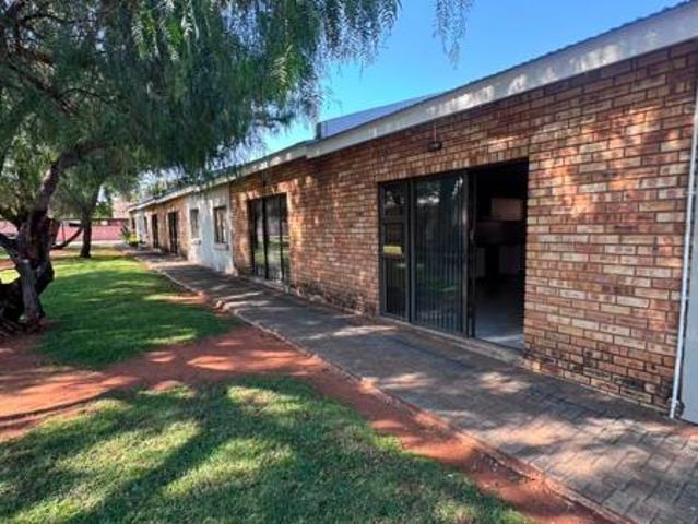 2 Bedroom Townhouse in Rhodesdene