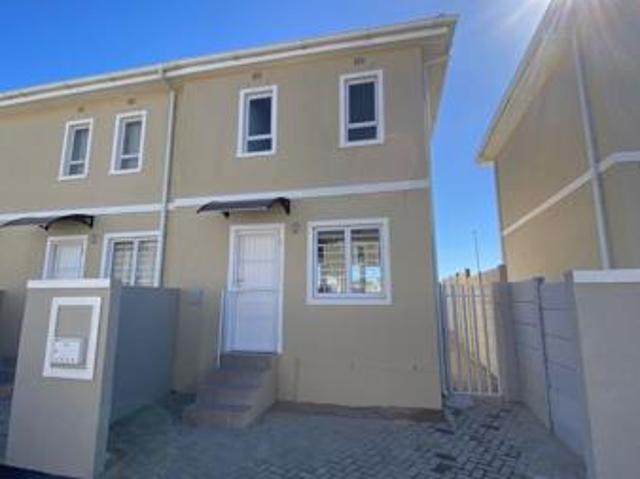 2 Bedroom Townhouse in Rivergate