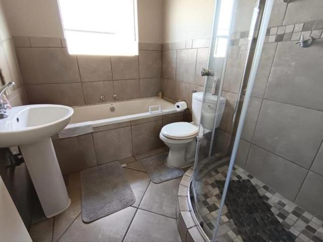 2 Bedroom Townhouse in Riversdale