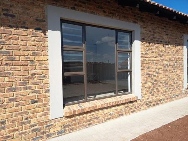 2 Bedroom Townhouse in Riversdale