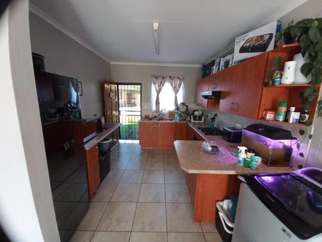 2 Bedroom Townhouse in Riversdale