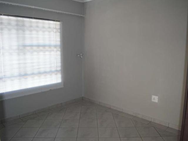 2 Bedroom Townhouse in Riversdale