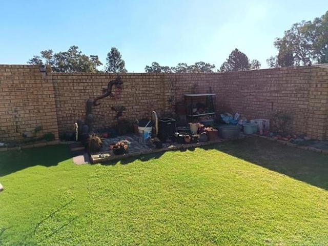 2 Bedroom Townhouse in Riversdale