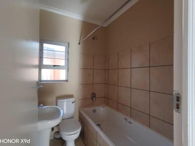 2 Bedroom Townhouse in Riversdale