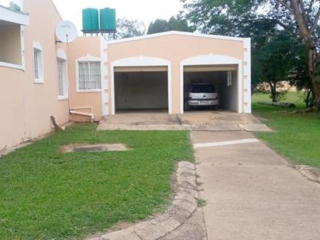 2 Bedroom Townhouse in Rooiberg
