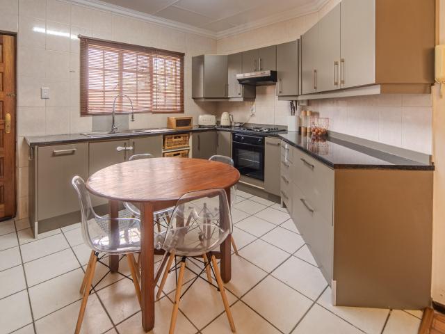 2 Bedroom Townhouse in Standerton Central