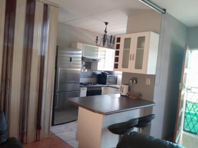 2 Bedroom Townhouse in Strubens Valley