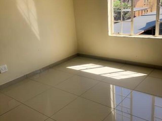 2 Bedroom Townhouse in Strubens Valley