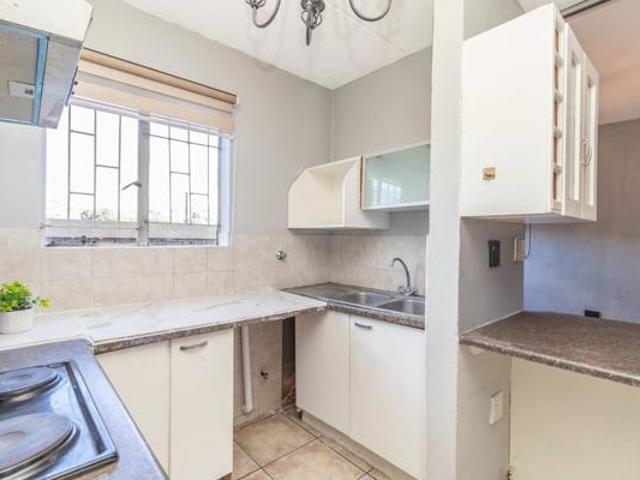 2 Bedroom Townhouse in Strubens Valley
