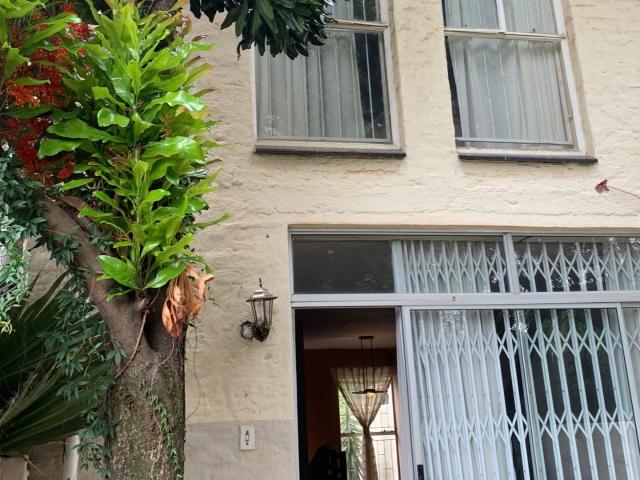2 Bedroom Townhouse in Sunnyside