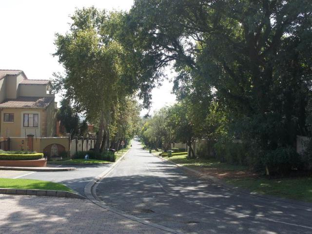 2 Bedroom Townhouse in Sunninghill