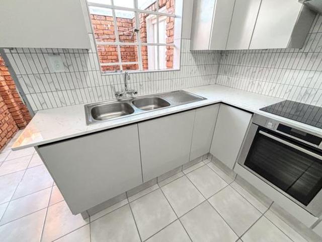 2 Bedroom Townhouse in Sunair Park