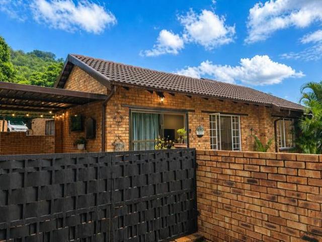 2 Bedroom Townhouse in Safari Gardens