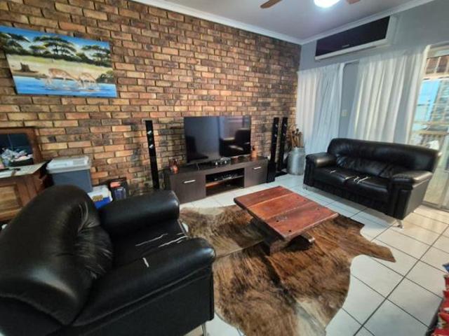 2 Bedroom Townhouse in Safari Gardens