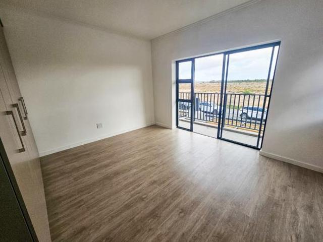 2 Bedroom Townhouse in Sandown