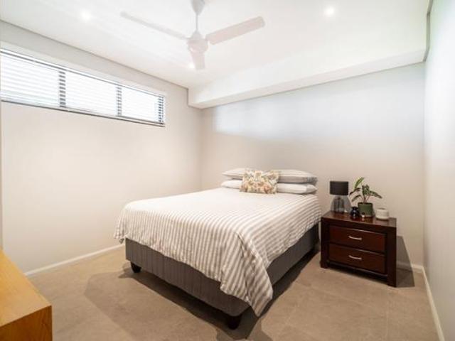 2 Bedroom Townhouse in Sheffield Beach
