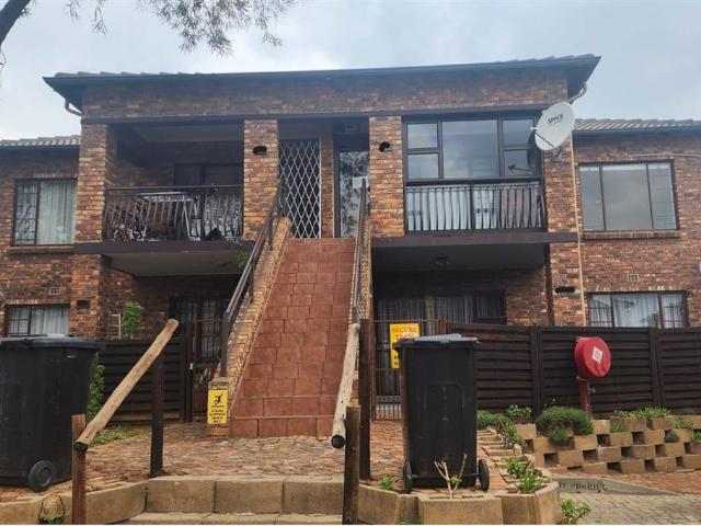 2 Bedroom Townhouse in Sonneveld