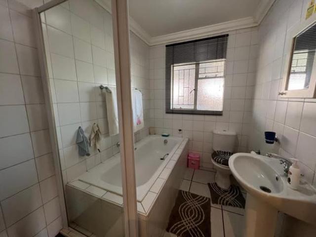 2 Bedroom Townhouse in South Ridge