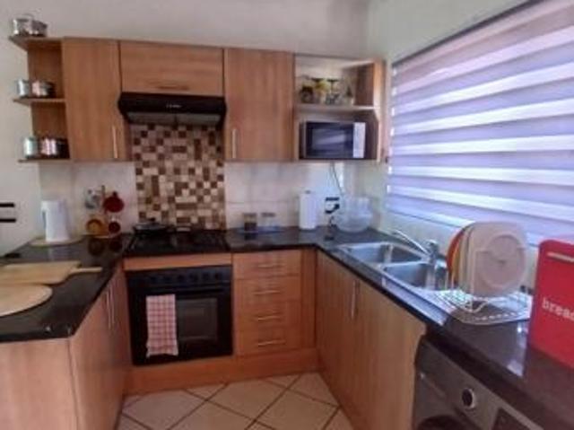 2 Bedroom Townhouse in Tulisa Park