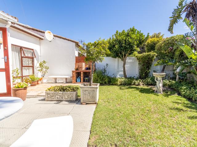 2 Bedroom Townhouse in Table View