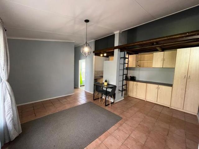 2 Bedroom Townhouse in Table View