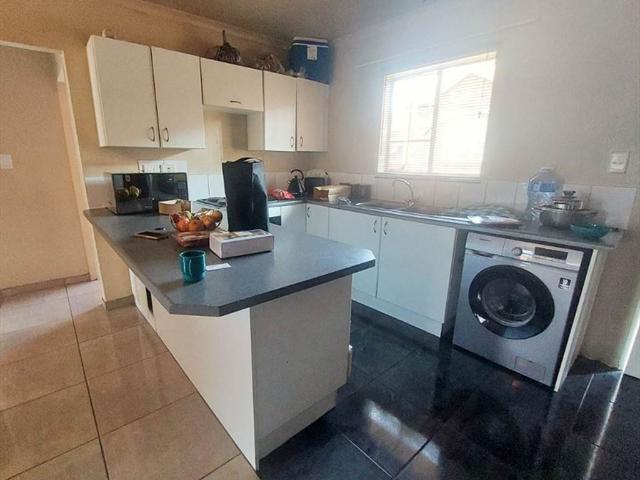 2 Bedroom Townhouse in Terenure
