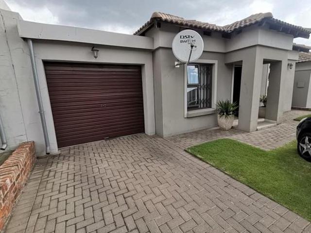 2 Bedroom Townhouse in Terra Nova