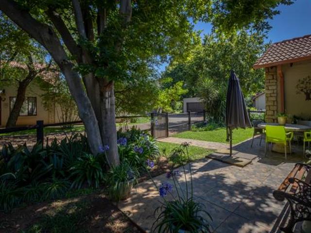 2 Bedroom Townhouse in The Coves