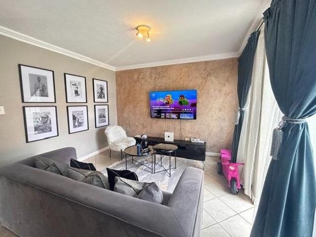 2 Bedroom Townhouse in The Orchards
