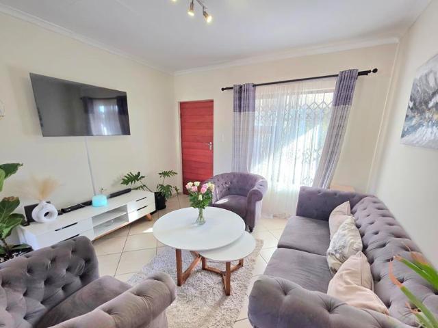 2 Bedroom Townhouse in The Reeds