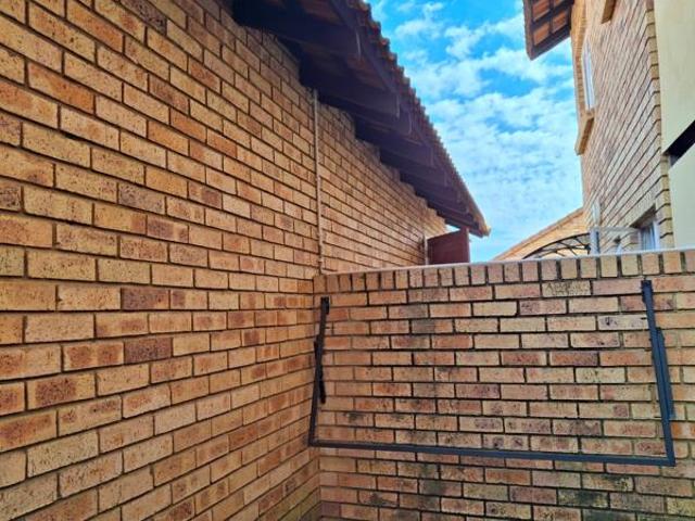 2 Bedroom Townhouse in The Reeds