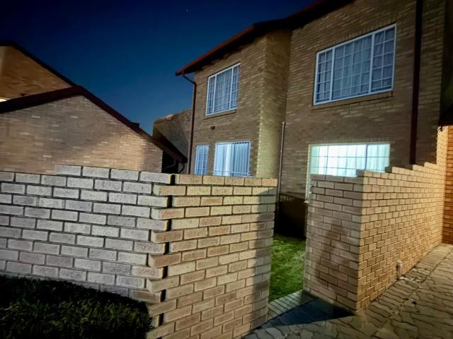 2 Bedroom Townhouse in The Reeds