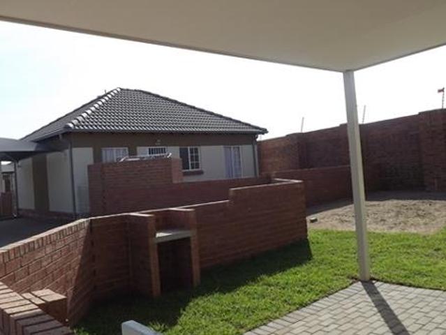 2 Bedroom Townhouse in The Reeds