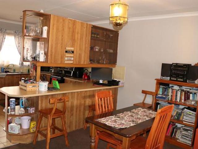 2 Bedroom Townhouse in Three Rivers North