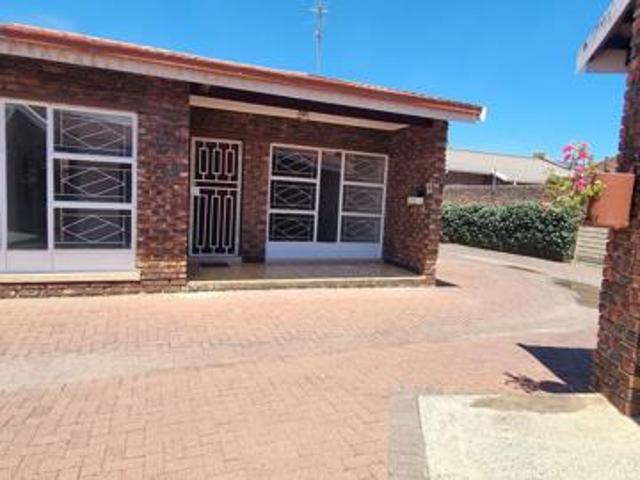 2 Bedroom Townhouse in Three Rivers North