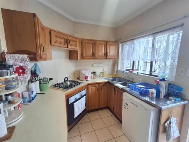 2 Bedroom Townhouse in Uvongo