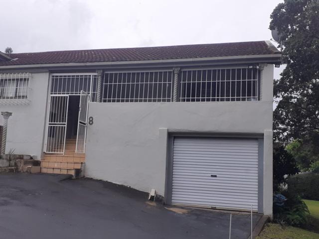 2 Bedroom Townhouse in Uvongo