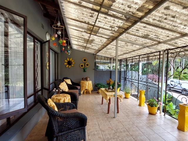 2 Bedroom Townhouse in Uvongo